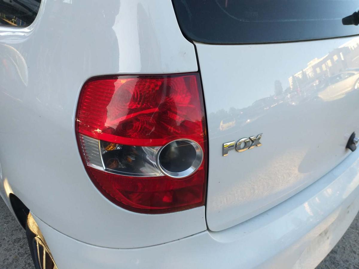 VW Fox original Rücklicht Rückleuchte Schlussleuchte links Bj.2010